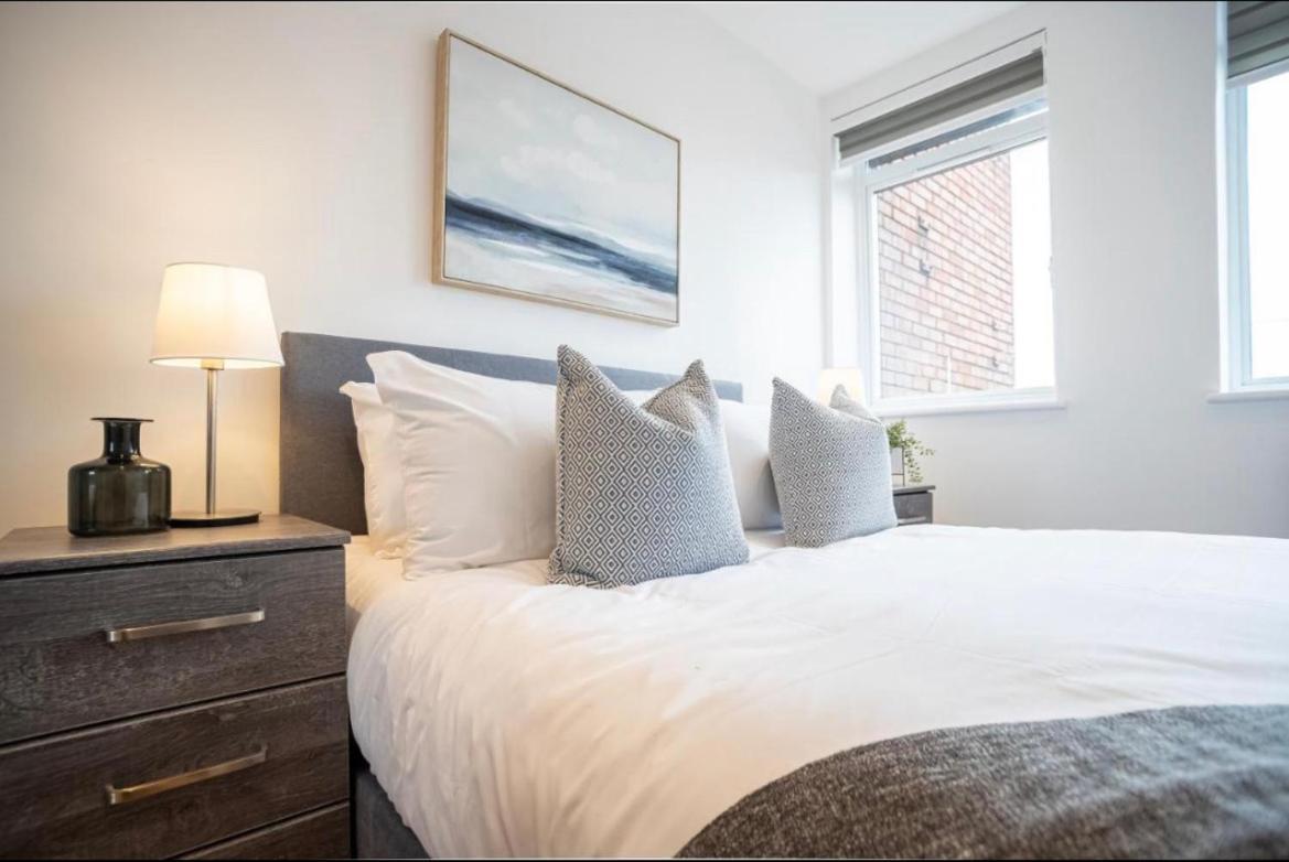 Two Bedrooms, Two Bath, Up To 3 Beds 1 Sofa - Slough Windsor Legoland Eksteriør bilde